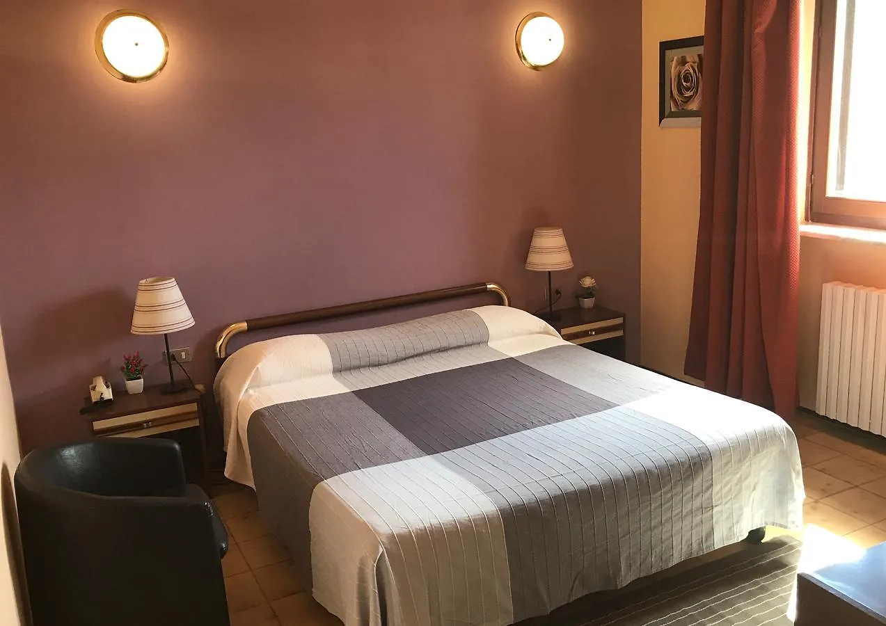 Albergo Bottala Мортара 3*,